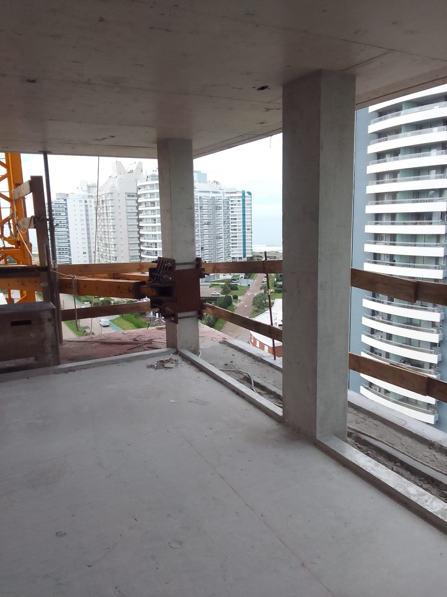 Asistencias en Torres del Este — detalle estructural