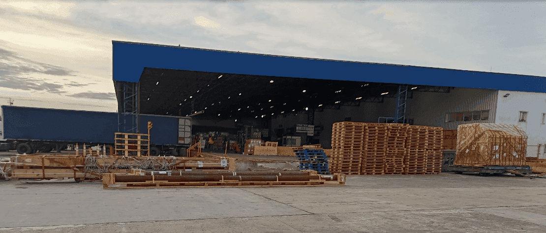 Playón de talleres en Aeropuerto de Ezeiza — detalle estructural